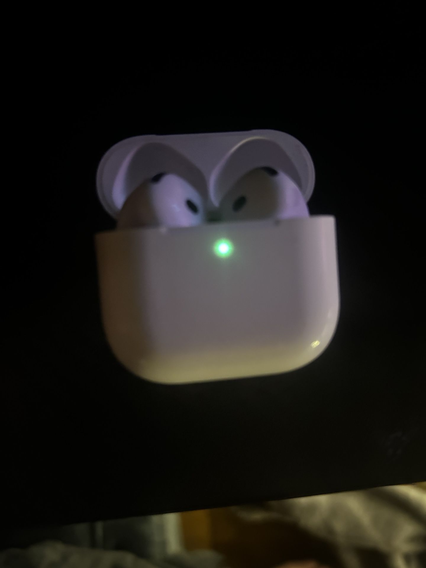 Apple Airpod 4s