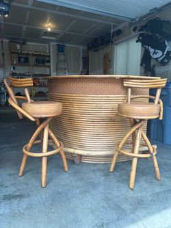 1970s Bar. 3 stools included (if wanted)