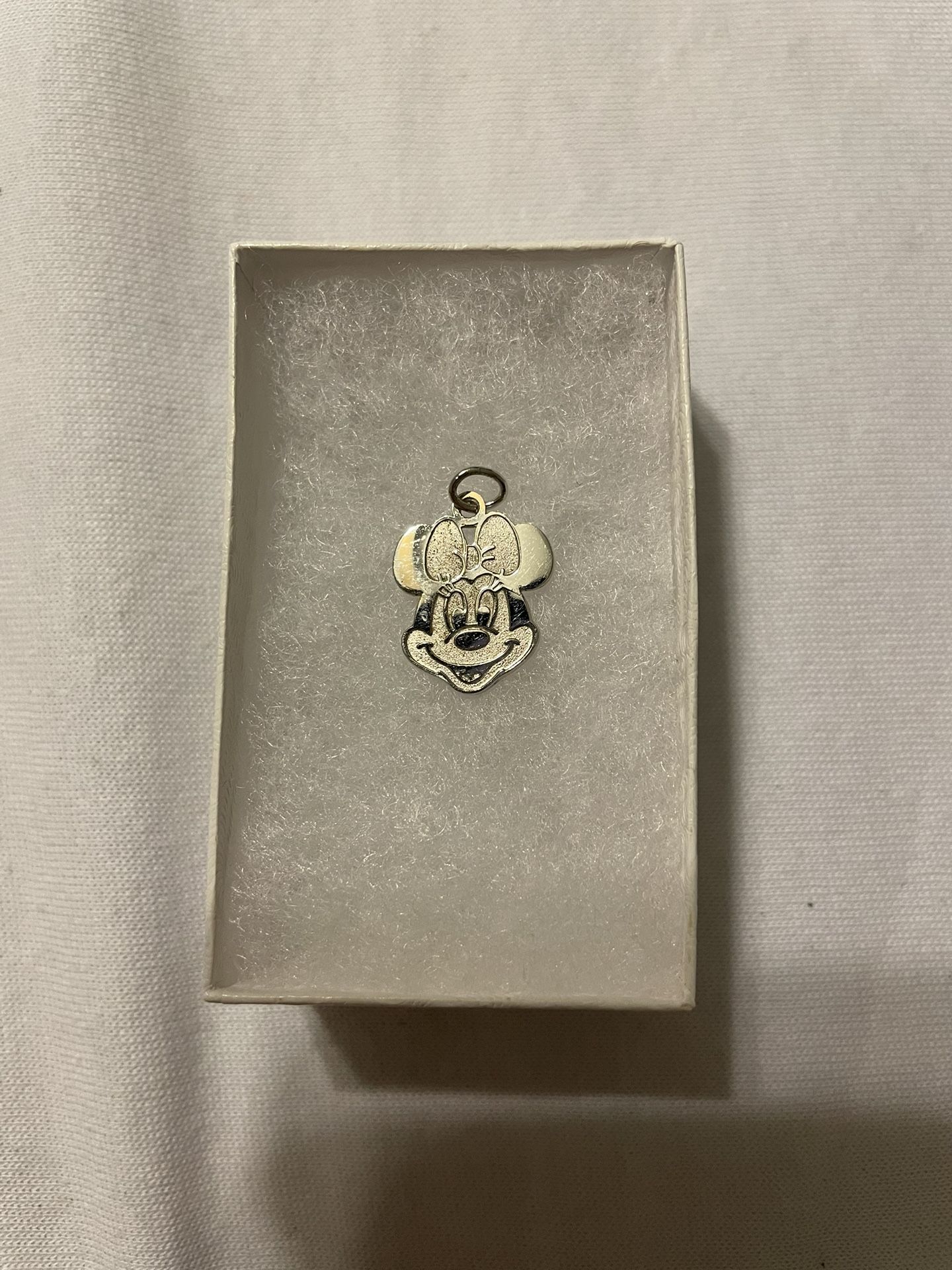 Disney Minnie Mouse Pendant
