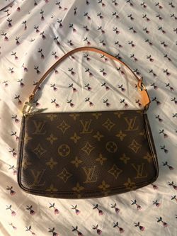 Authentic Louis Vuitton Pochette Accessories in Monogram