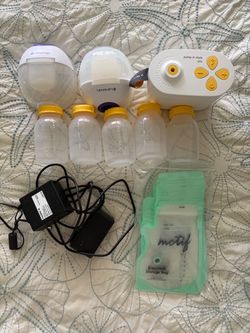 Breast pump With Accessories