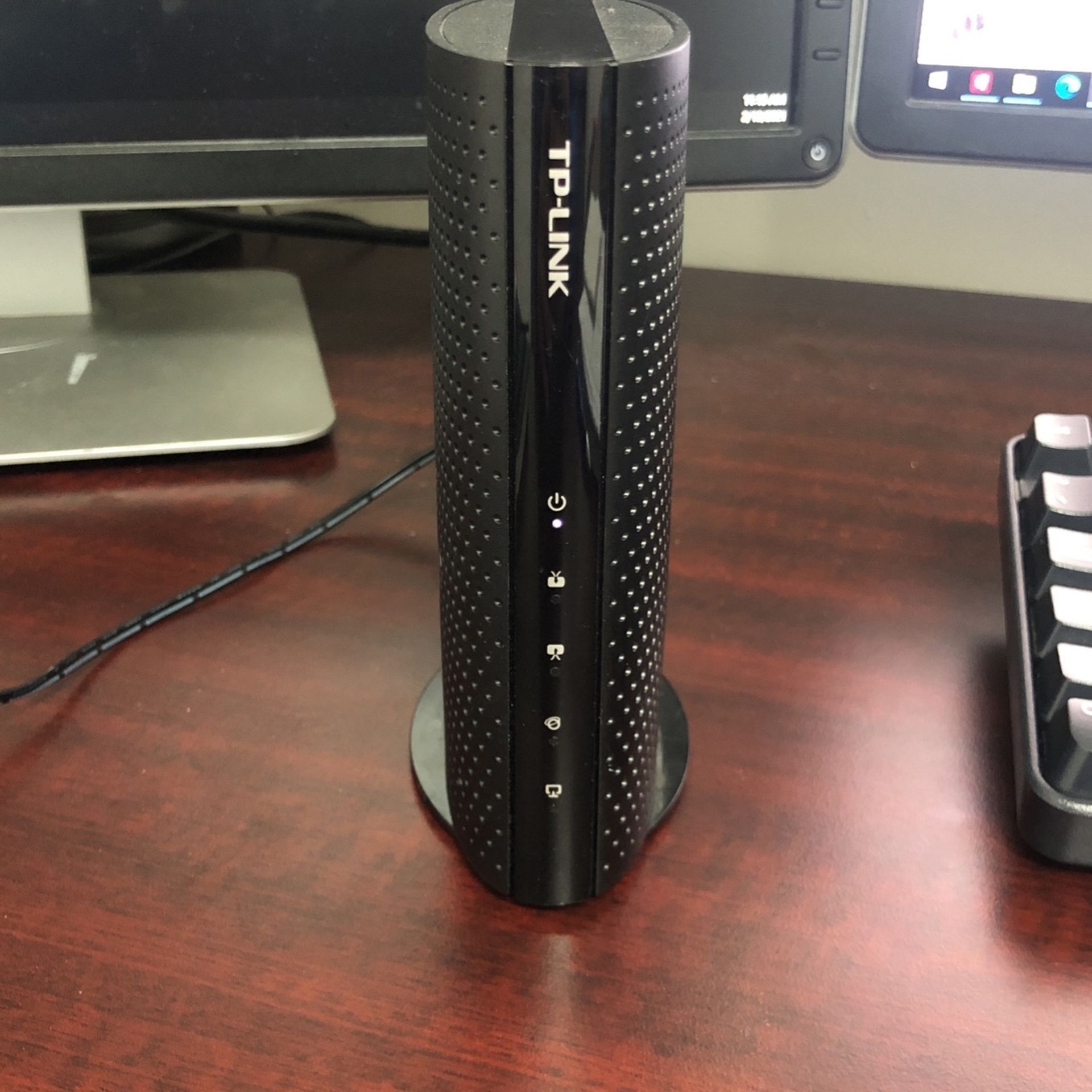 TP-Link Cable Modem (TC 7610)