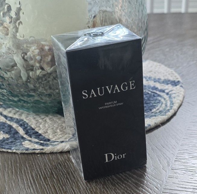 Sauvage Mens Cologne Brand New
