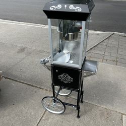 Brand New Commercial Popcorn Machine For $140