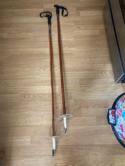 125 cms Wooden Cross Country Ski Poles with Baskets