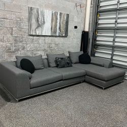 Gray Modern Sectional (delivery)