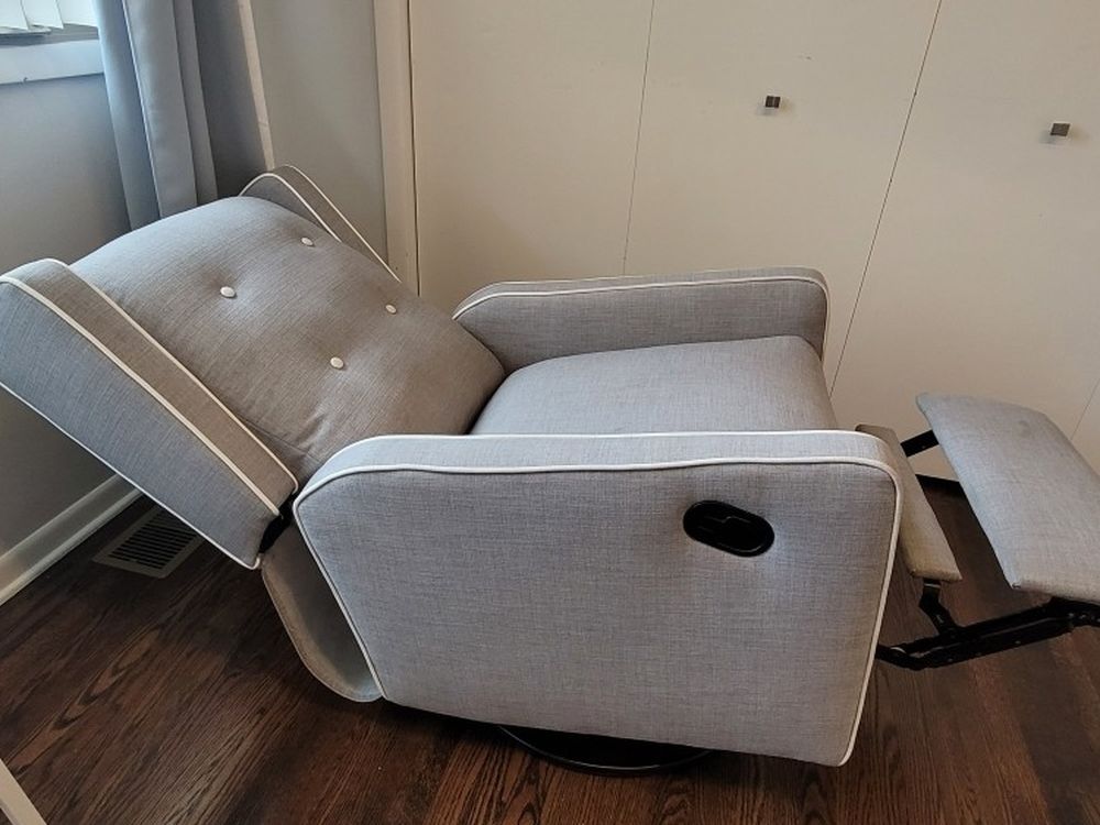 Nursery Recliner+Rocker+Glider, High End Recliner, Like New