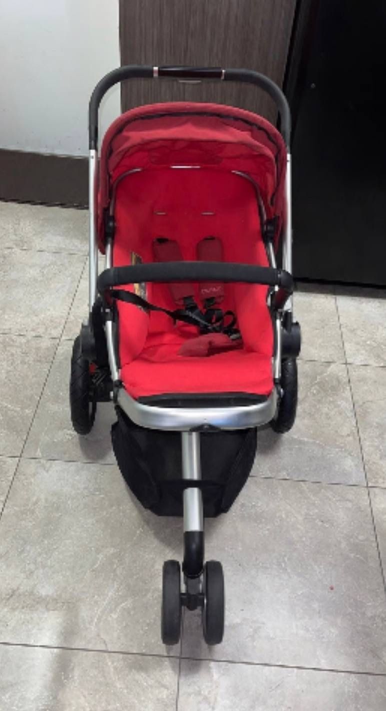 Red Quinny Stroller in Good Clean Condition costed me over 500$ selling 60$
