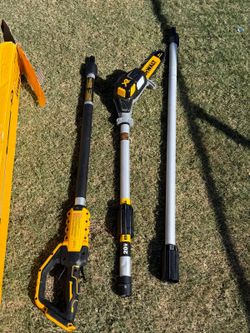 DEWALT
20V MAX 8in. Brushless Cordless Battery Powered Pole Saw (Tool Only)