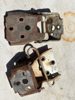 Mustang ii Door Hing Brackets 1(contact info removed)