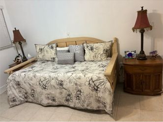 Wood Daybed Frame