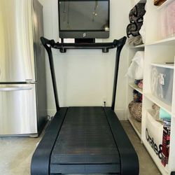 Peloton Tread Plus + 100 uses + Delivery available + 12 Month Warranty