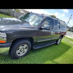 2004 Chevrolet Suburban