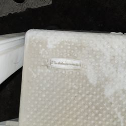 Rubbermaid  step stool