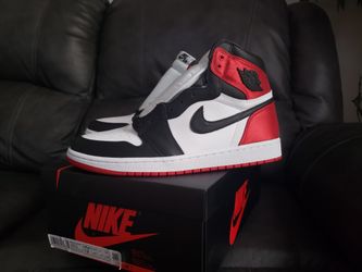 Satin black toe 1