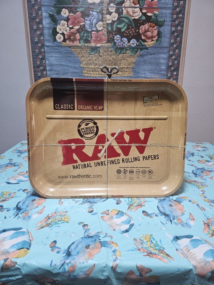 Raw Metal Tray 18" × 15"