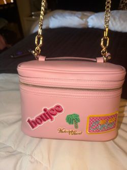 BRAND NEW VS MAKEUP BAG /PURSE💕