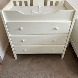 DaVinci 3-Drawer Changer Dresser, White