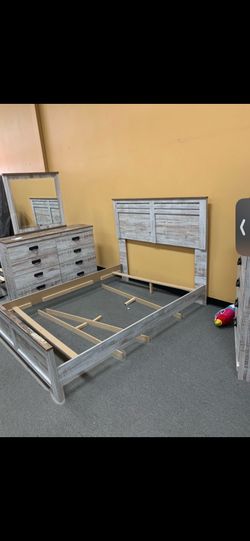 Queen Size Bedroom Suite