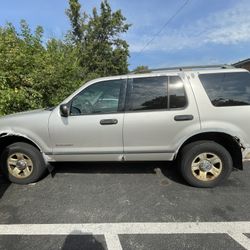 2004 Ford Explorer Sport Trac XLT
