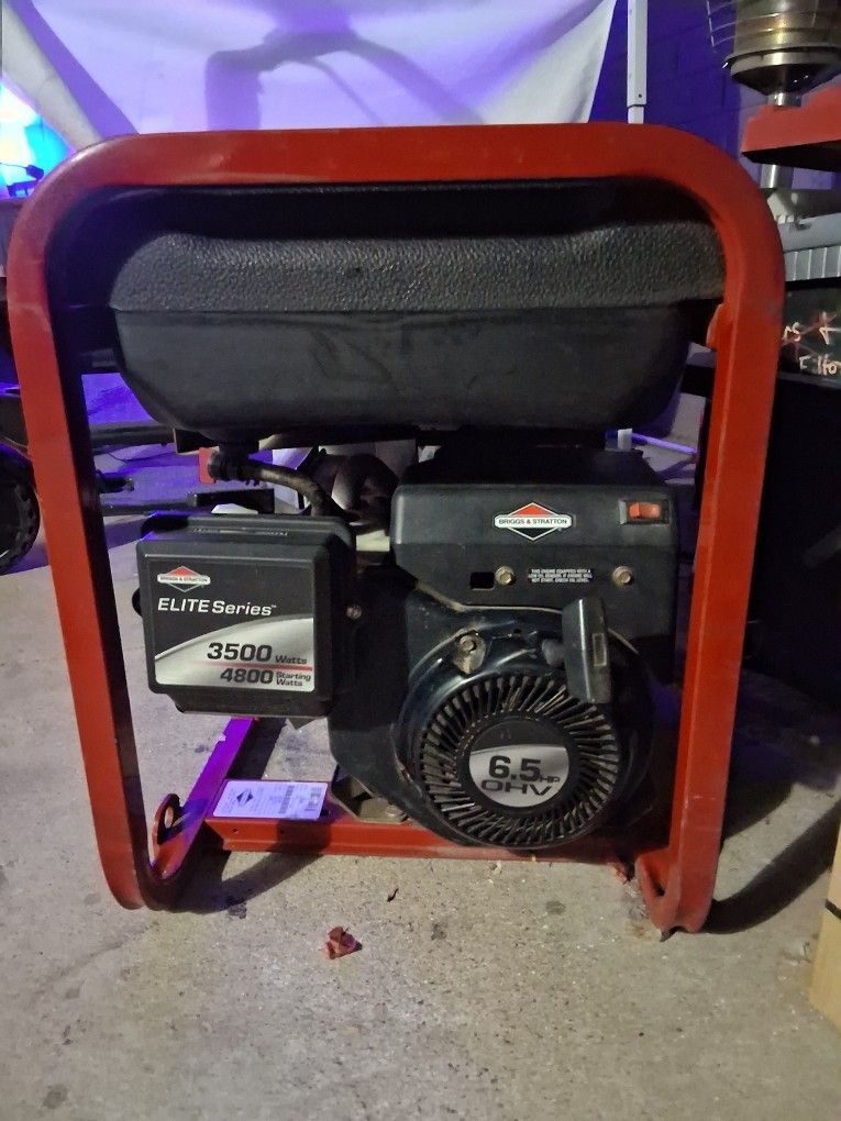 BRIGGS AND STRATTON ELITE Series Portable Generator