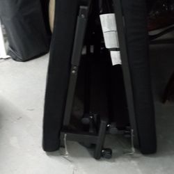 Rolling Pull Out Cot