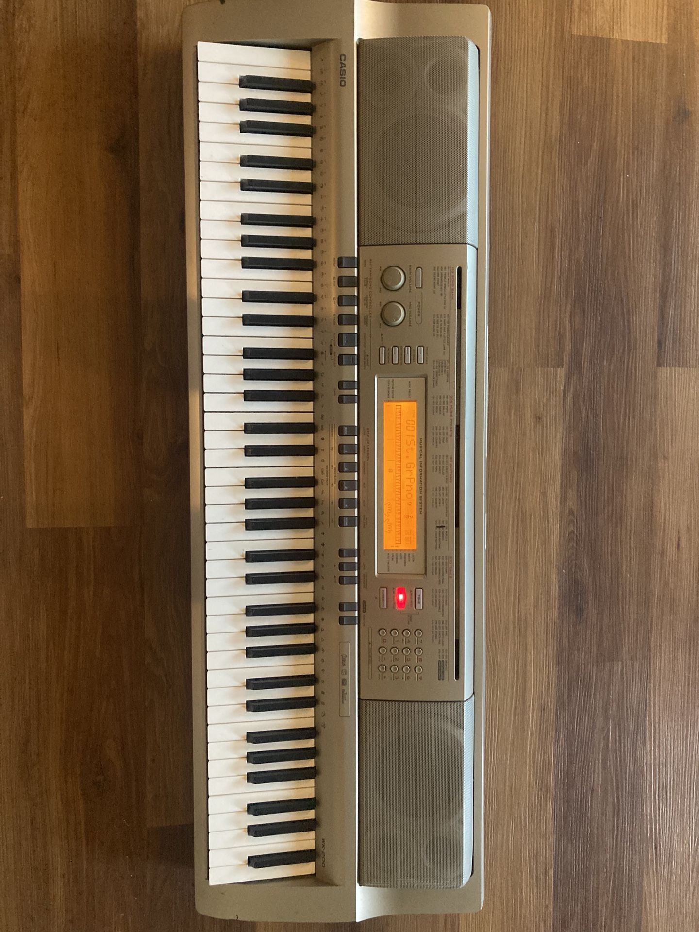 Casio WK-200 Electric Keyboard
