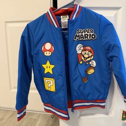 Super Mario Jacket size Small In Kids 