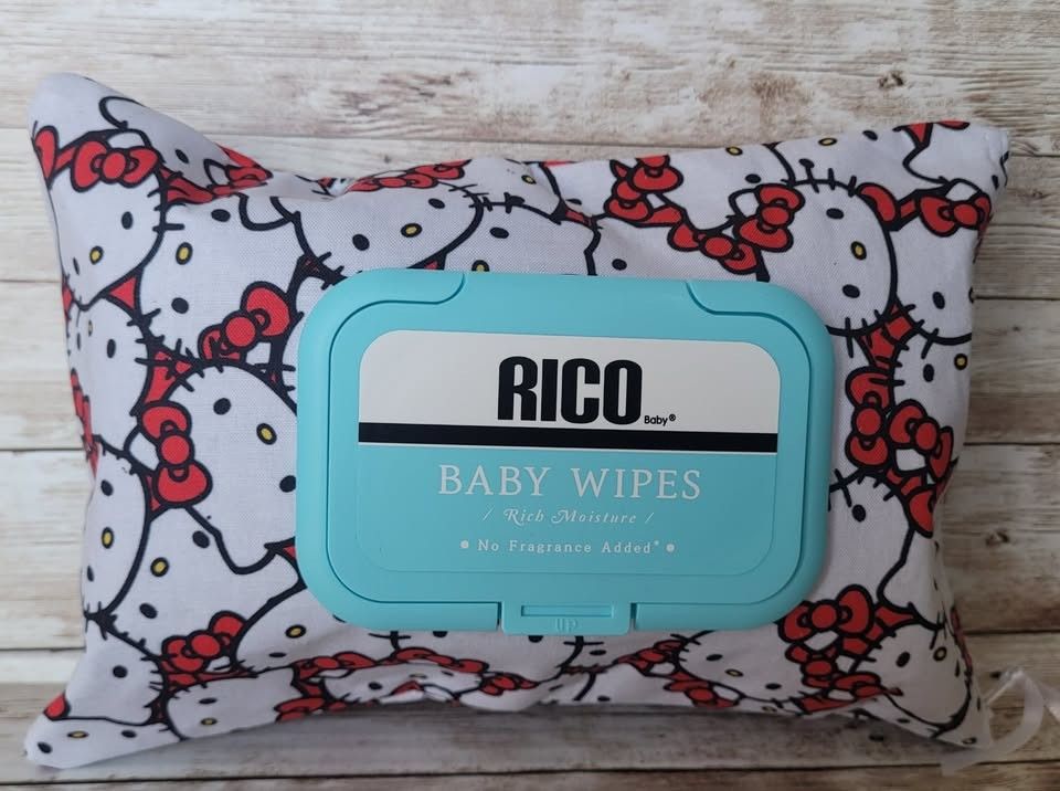 Hello Kitty RICO Wipes Cover