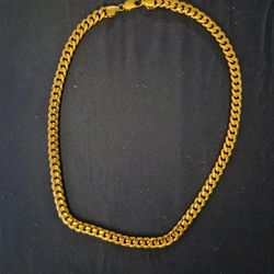 14k Gold 16"  Cuban Link Necklace