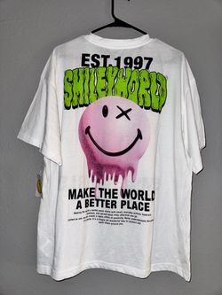 Smiley world t shirt