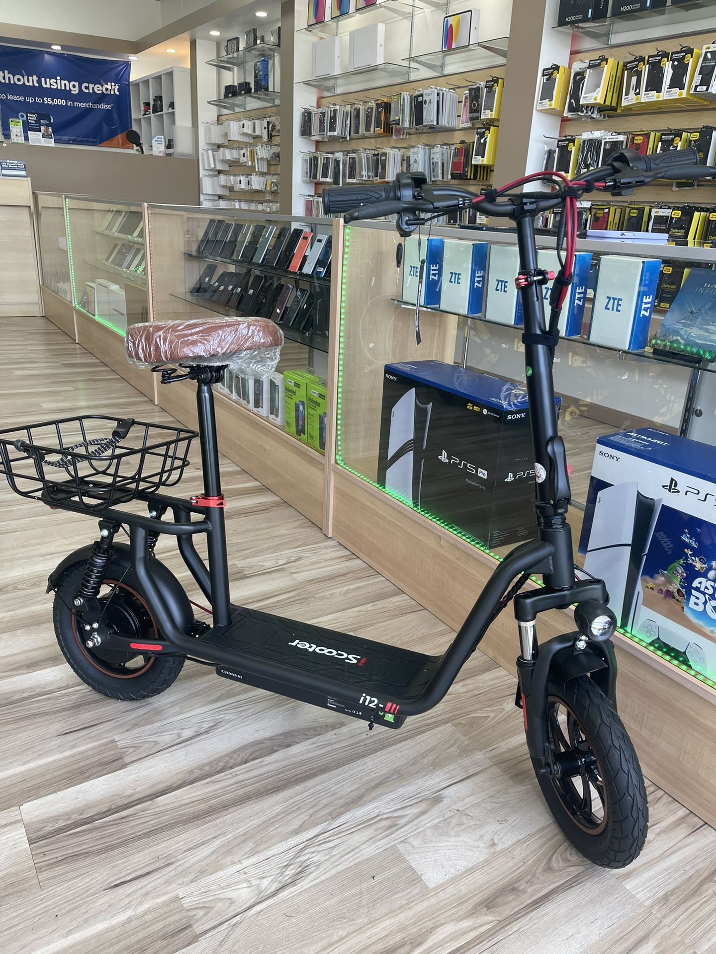 i12 iScooter Electric Seated Scooter 15mph Brand New 25 Miles Range! Own It Today With Easy Financing Options No Credit Needed To Take It Home!