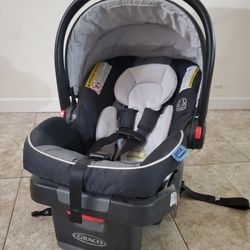 Infant Graco Carseat With Base