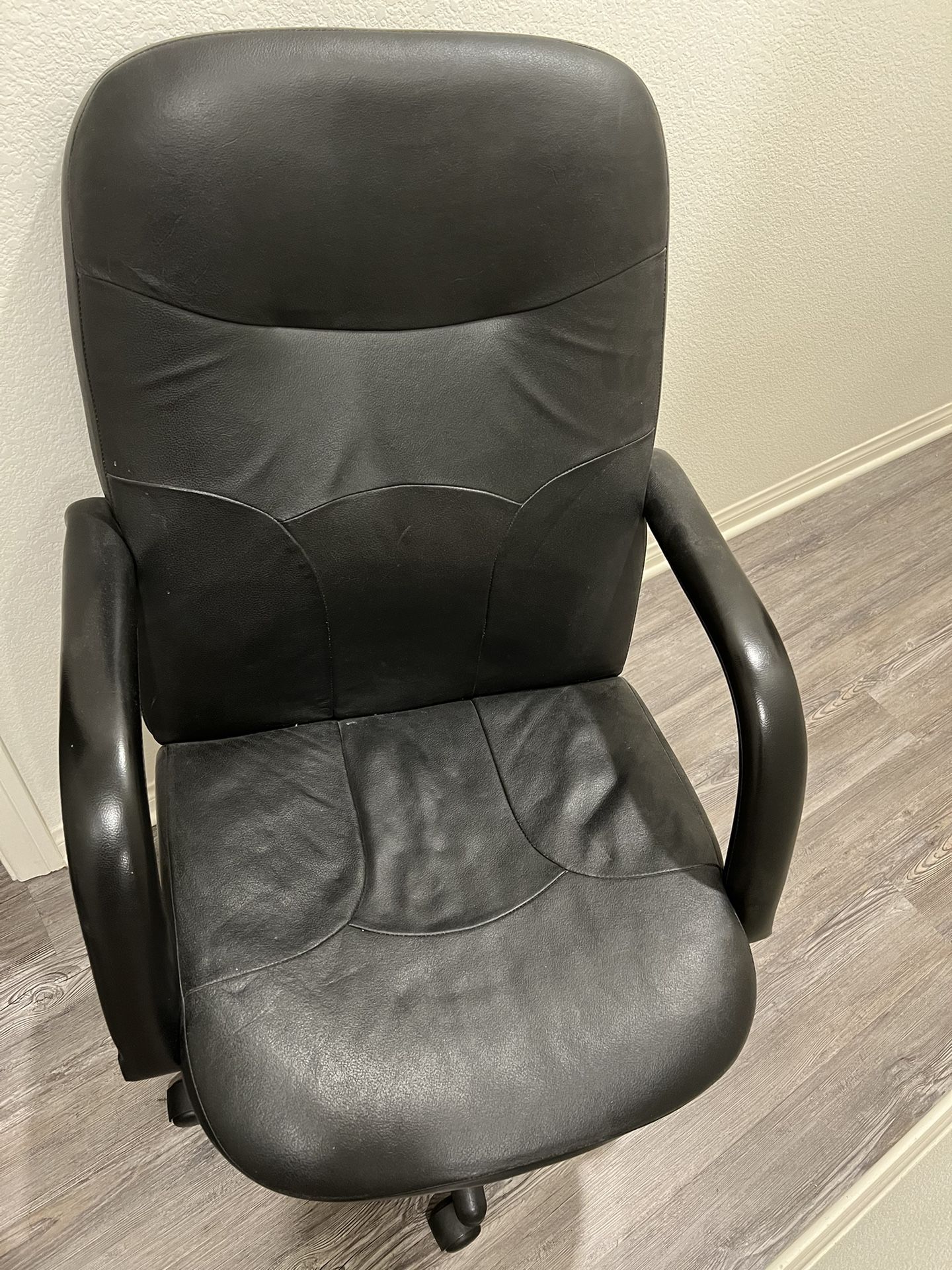 Threshold Loring Wood Writing Desk with Drawers and Charging Station