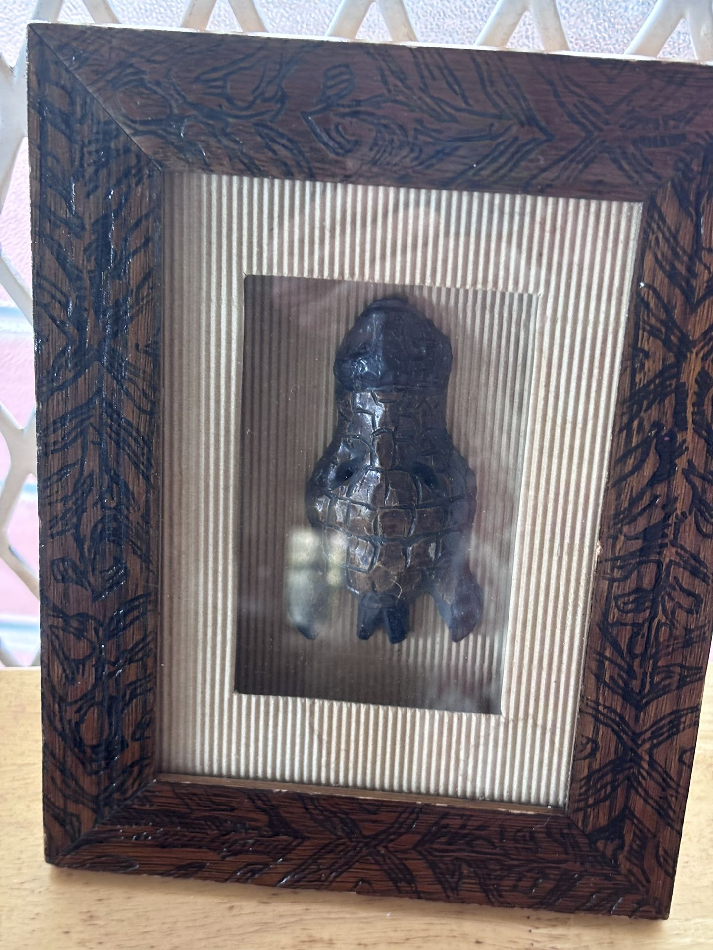 Wooden Framed Turtle Carved Size 8.5/6.5in