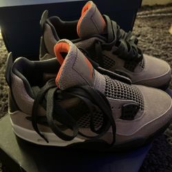 Jordan 4 Taupe Haze GS