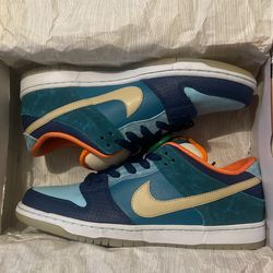 Nike x MIA Dunk Low 