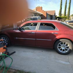 300 C Series 5.7 Hemi Engine 2007 For Sale