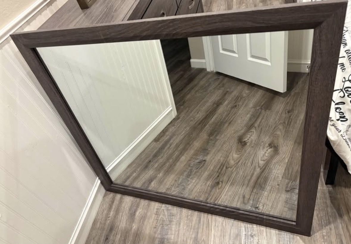 Brand New dresser Mirror With Support Brackets