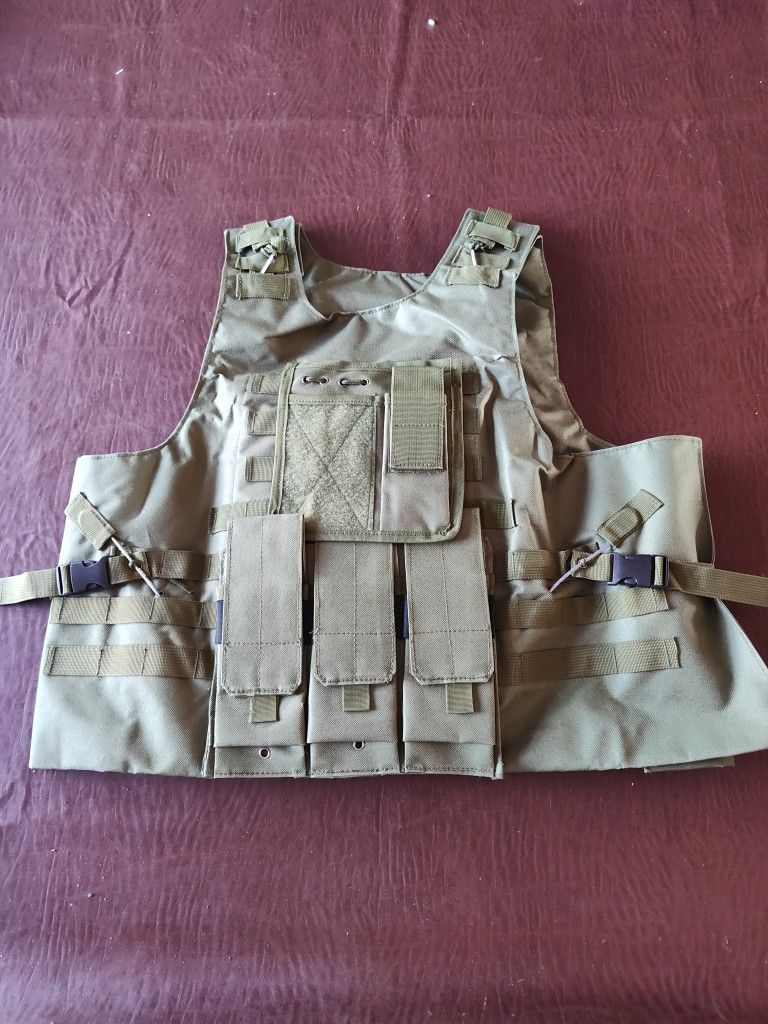 Tactical Vest