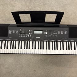 Yamaha Keyboard 