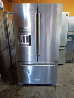 550 KitchenAid comes with 6 months warranty delivery is available