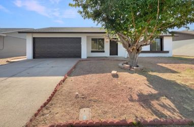 Stunning 3bedrooms House For Sale