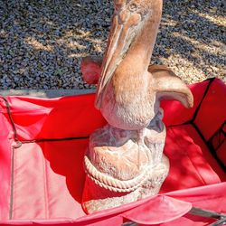 Pelican Garden Statue