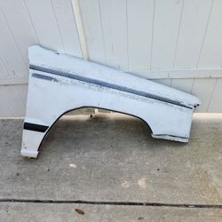 Mitsubishi Pickup Passenger Fender Out Of A88