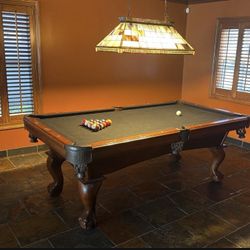 POOL TABLE & ACCESSORIES & TIFFANY LIGHT