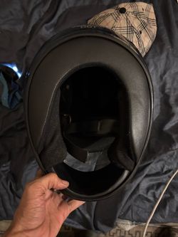 Motorcycle helmet