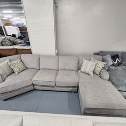 Fabric Sectional with Chaise 