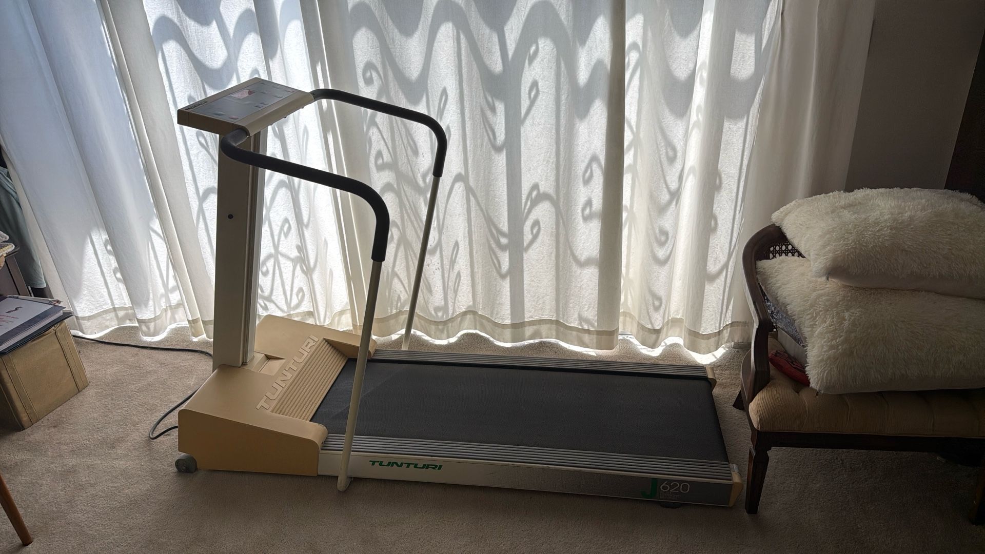 Tunturi J620 Quality Built Treadmill