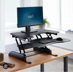 Vari Desk / adjustable height / desk converter